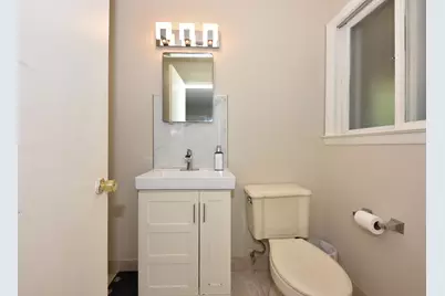 10723 W Rohr Ave, Milwaukee, WI 53225 - Photo 16