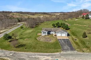 17614 Interland Ave, Adrian, WI 54660 - Photo 2