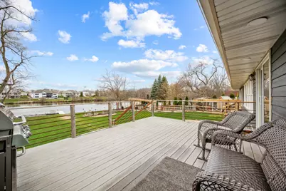 2530 N River Rd, Racine, WI 53185 - Photo 6