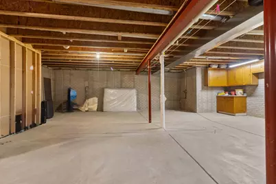 439  Clover St, Elkhorn, WI 53121 - Photo 18