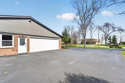 711  Waters Edge Rd, Racine, WI 53402 - Photo 38