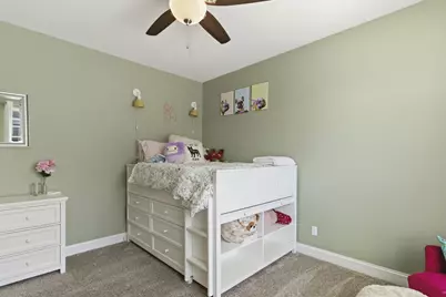 W47N863  Bobolink Ave, Cedarburg, WI 53012 - Photo 20