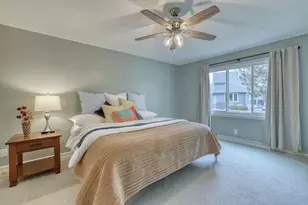 2324 W Cumberland Ct, Mequon, WI 53092 - Photo 14