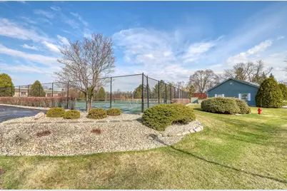 2324 W Cumberland Ct, Mequon, WI 53092 - Photo 28