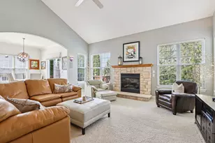 1936 Foxcroft Ln, Waukesha, WI 53189 - Photo 36