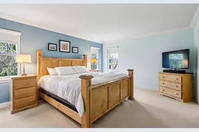 1936  Foxcroft Ln, Waukesha, WI 53189 - Photo 10
