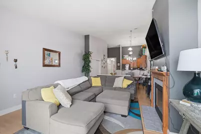 W206N16731  Blackberry Cir #1526, Jackson, WI 53037 - Photo 4