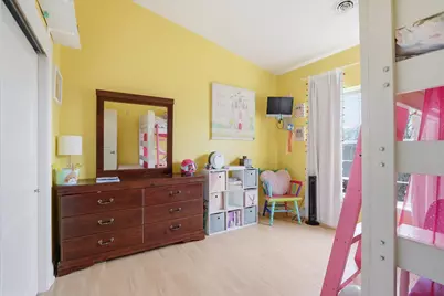 W206N16731  Blackberry Cir #1526, Jackson, WI 53037 - Photo 22