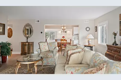 35 S Walworth Ave #401, Williams Bay, WI 53191 - Photo 8