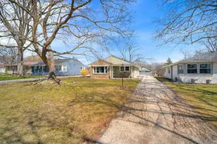 4570 N 101st St, Wauwatosa, WI 53225 - Photo 18