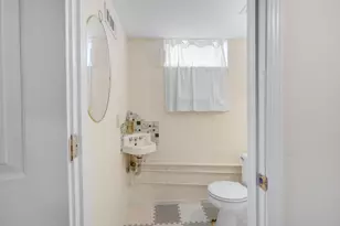 4570 N 101st St, Wauwatosa, WI 53225 - Photo 10