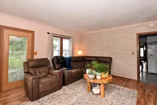 6807 S Pennsylvania Ave, Oak Creek, WI 53154 - Photo 10