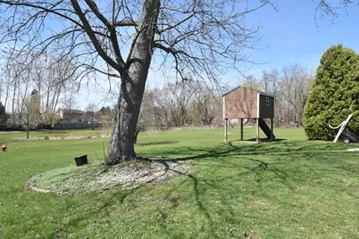 6807 S Pennsylvania Ave, Oak Creek, WI 53154 - Photo 16