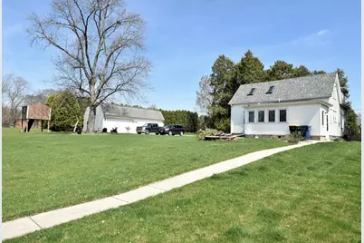 6807 S Pennsylvania Ave, Oak Creek, WI 53154 - Photo 30