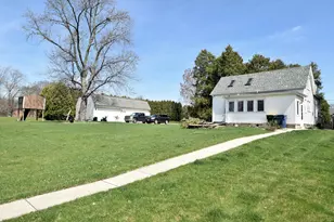 6807 S Pennsylvania Ave, Oak Creek, WI 53154 - Photo 30