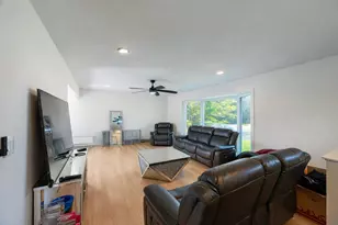 1100 Alfred St, Brookfield, WI 53005 - Photo 4