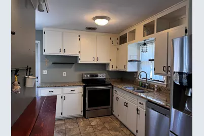 1623  17th Ave, Grafton, WI 53024 - Photo 4