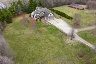 760 Mill Pond Rd, Dousman, WI 53118 - Photo 2