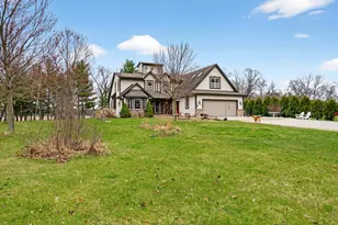 760 Mill Pond Rd, Dousman, WI 53118 - Photo 8