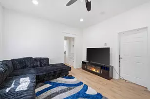 3459 N 8th St, Milwaukee, WI 53206 - Photo 20