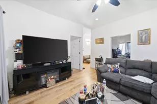 3459 N 8th St, Milwaukee, WI 53206 - Photo 4