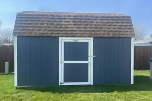 3701 W Bridge St, Greenfield, WI 53221 - Photo 4