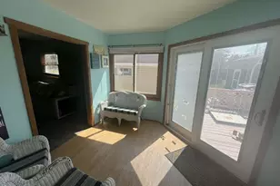 3701 W Bridge St, Greenfield, WI 53221 - Photo 10