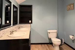 1000 Hayes Avenue, Racine, WI 53405 - Photo 10