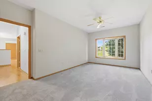 811 Cheyenne Ave, Grafton, WI 53024 - Photo 28