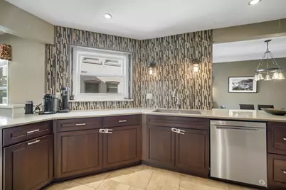 2230 E Bradford Ave #G, Milwaukee, WI 53211 - Photo 22