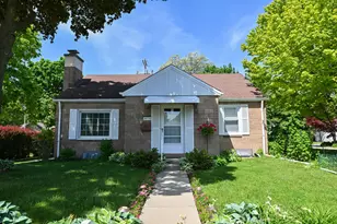 3873 S 56th St, Greenfield, WI 53220 - Photo 30
