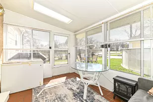 3873 S 56th St, Greenfield, WI 53220 - Photo 20
