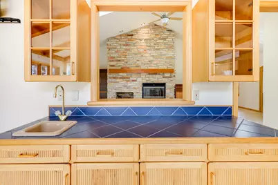 2128  Hunters Ridge Ct, Manitowoc, WI 54220 - Photo 20