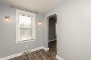 3554 S 84th St, Milwaukee, WI 53228 - Photo 8