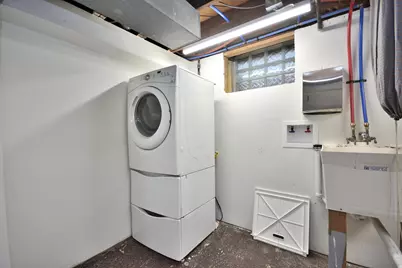 8104 W Center St, Milwaukee, WI 53222 - Photo 18