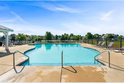 1288  Northview Dr, Oconomowoc, WI 53066 - Photo 4