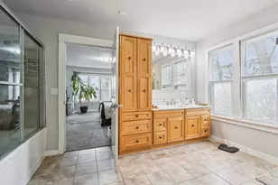 8051 N Granville Rd, Milwaukee, WI 53224 - Photo 42