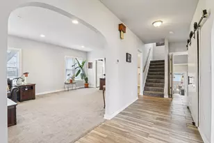 8051 N Granville Rd, Milwaukee, WI 53224 - Photo 8