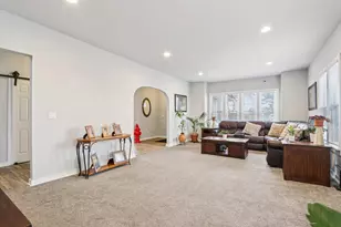 8051 N Granville Rd, Milwaukee, WI 53224 - Photo 24