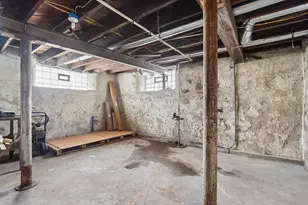 8051 N Granville Rd, Milwaukee, WI 53224 - Photo 54