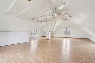 8051 N Granville Rd, Milwaukee, WI 53224 - Photo 32