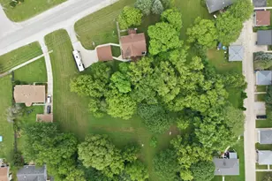 8051 N Granville Rd, Milwaukee, WI 53224 - Photo 80