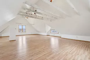 8051 N Granville Rd, Milwaukee, WI 53224 - Photo 32
