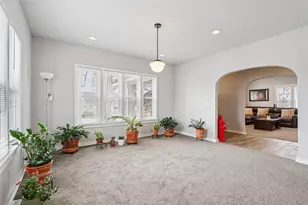 8051 N Granville Rd, Milwaukee, WI 53224 - Photo 10