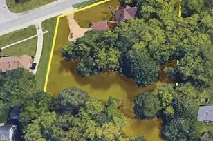 8051 N Granville Rd, Milwaukee, WI 53224 - Photo 86