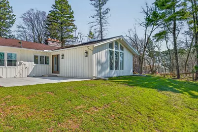 1635  Highland Dr, Elm Grove, WI 53122 - Photo 52