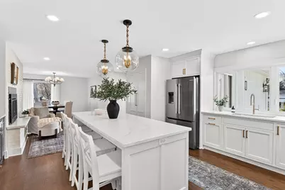 1635  Highland Dr, Elm Grove, WI 53122 - Photo 6