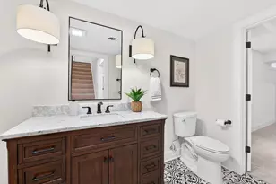 1635 Highland Dr, Elm Grove, WI 53122 - Photo 38