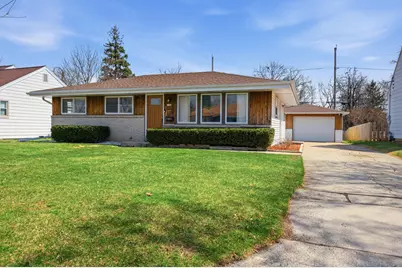 1300 S 95th St, West Allis, WI 53214 - Photo 2