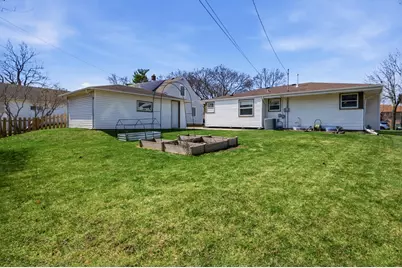 1300 S 95th St, West Allis, WI 53214 - Photo 18
